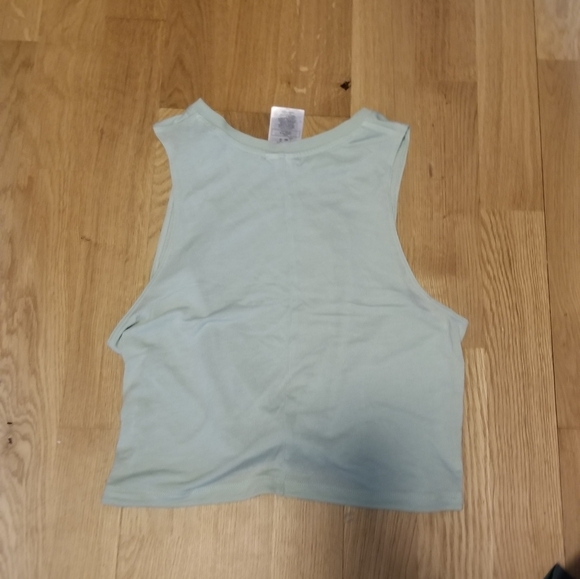 Reebok cropped top - Picture 3 of 3